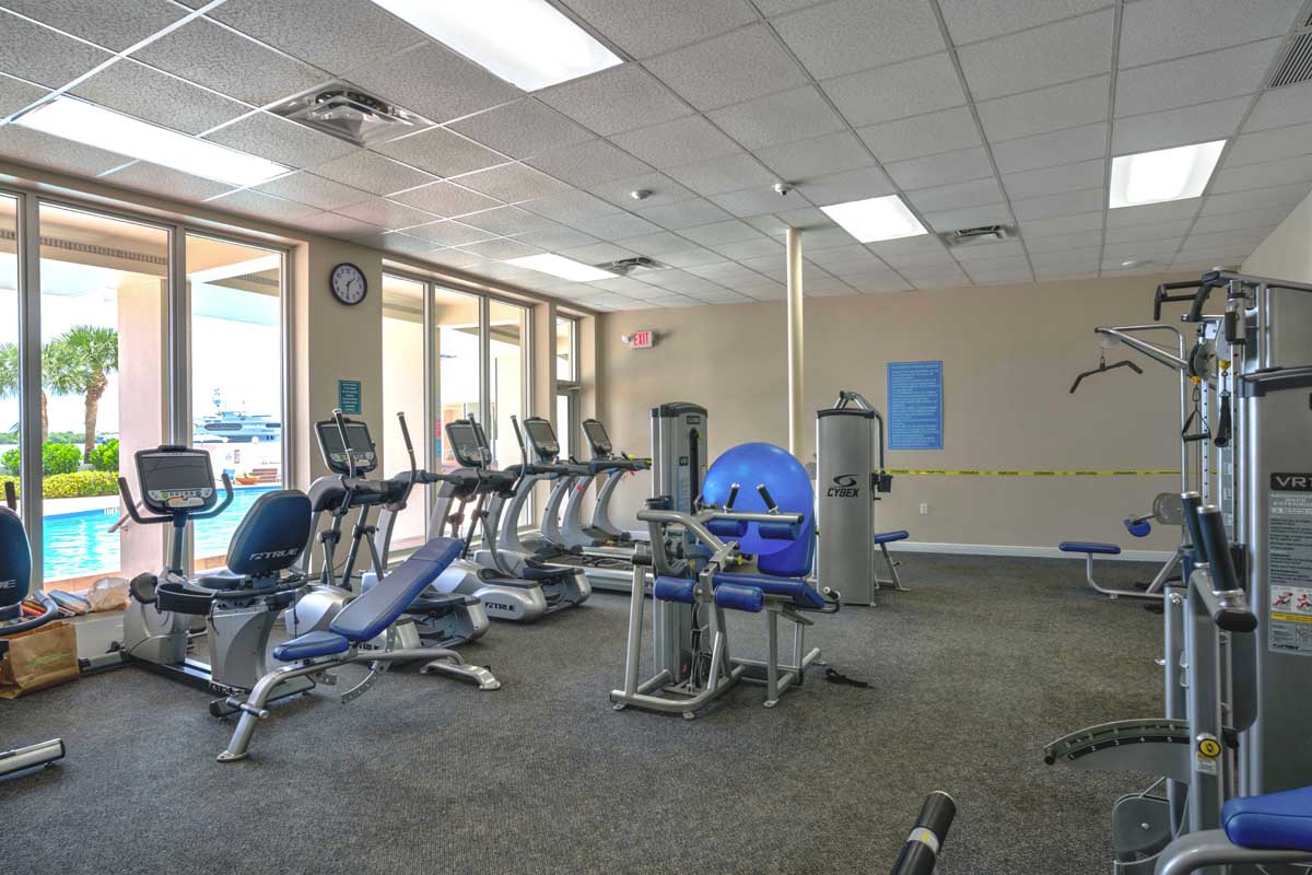 New Listing Coming Soon Breakwaters Condo <br>470 Executive Center Dr 4N, West Palm Beach, FL 33401